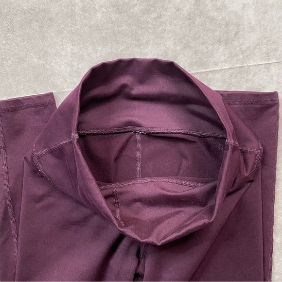 Fabletics Leggings Women's Size Small Maroon High Rise Stretch Acitve Gym - Picture 8 of 12
